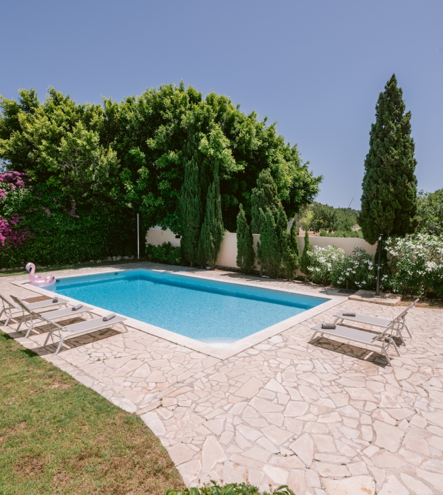 Resa Estates Ibiza te koop for sale huis villa Jesus pool area zwembad prive.jpg